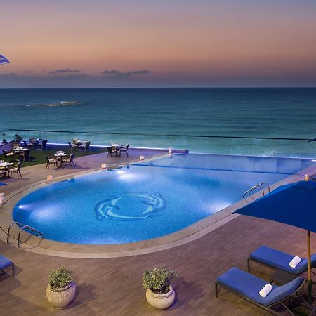 Hilton Alexandria Corniche Hotel Fasilitas foto The pool at the hotel