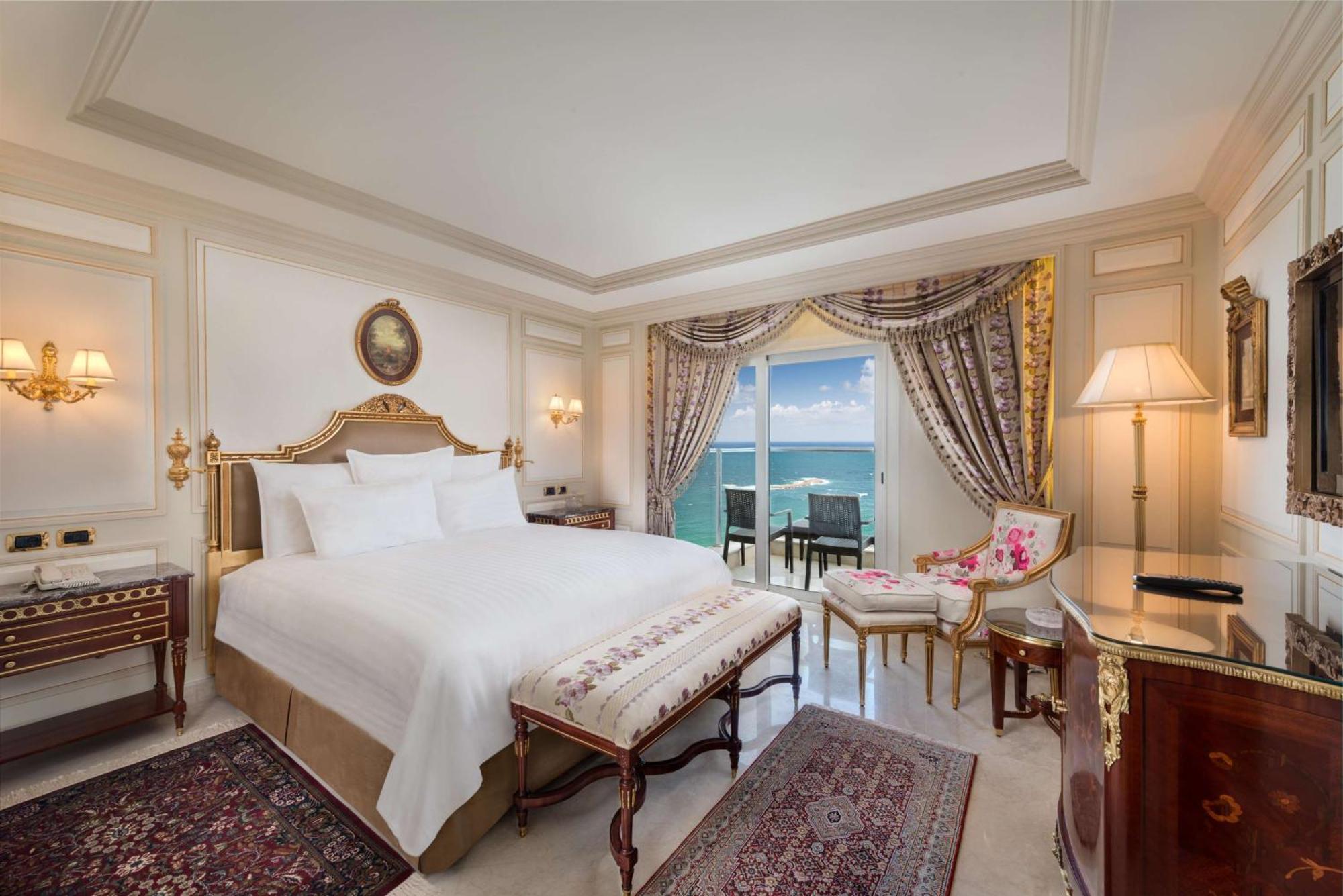 Hilton Alexandria Corniche Hotel Bagian luar foto